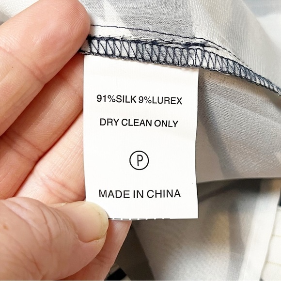 Marie Oliver Silk Sami Blouse Medium top tropical floral metallic shimmer flowy - Picture 9 of 12